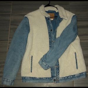 Levi’s denim jacket